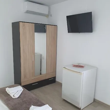 Gms House בית הארחה