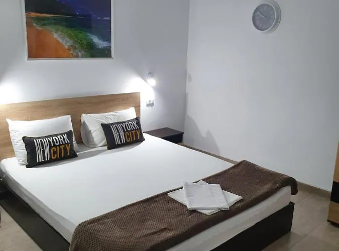 招待所 Gms House 3*