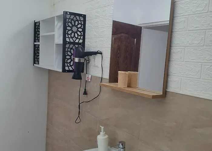 招待所 Gms House 科斯蒂内什蒂